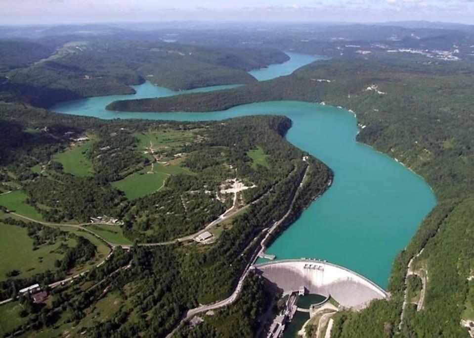 Gites Aux Granges Du Vilaret Clairvaux-les-Lacs Exterior photo
